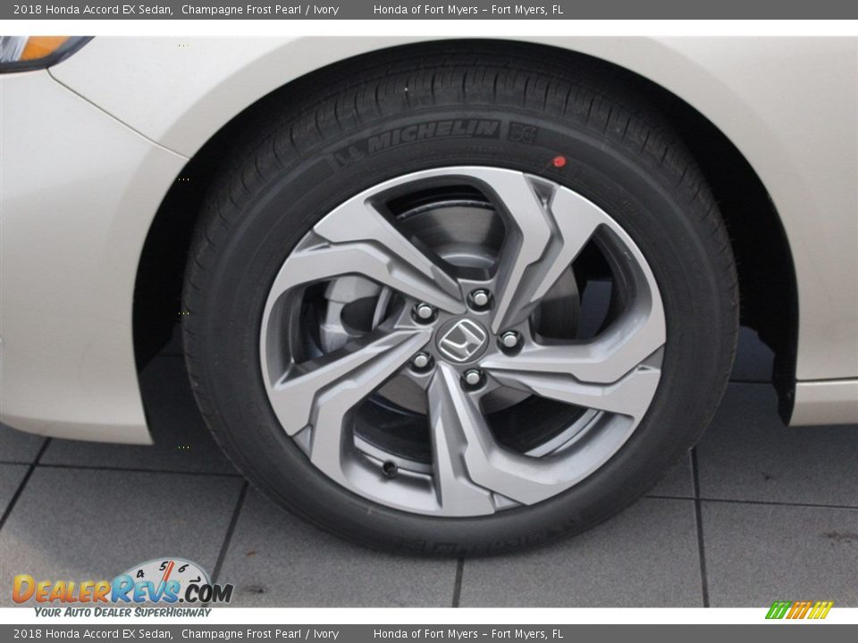 2018 Honda Accord EX Sedan Champagne Frost Pearl / Ivory Photo #10