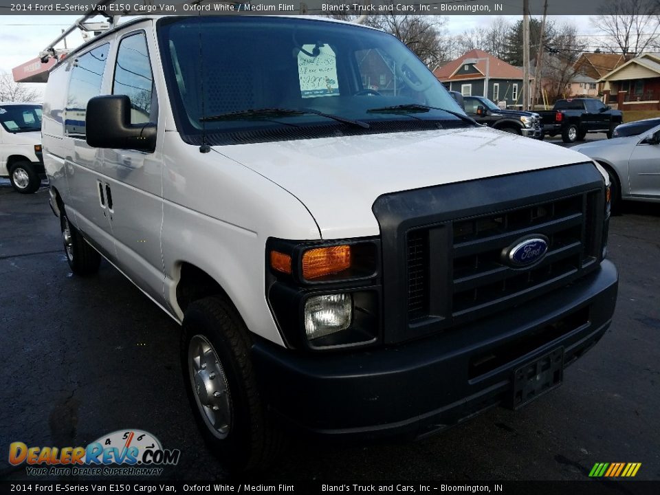 2014 Ford E-Series Van E150 Cargo Van Oxford White / Medium Flint Photo #17