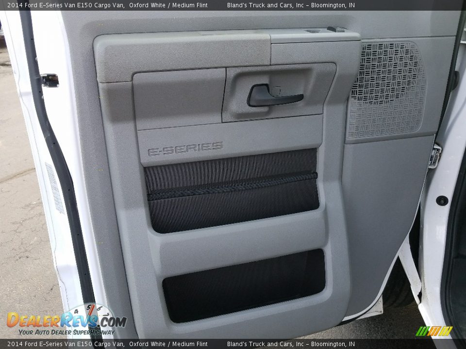2014 Ford E-Series Van E150 Cargo Van Oxford White / Medium Flint Photo #19