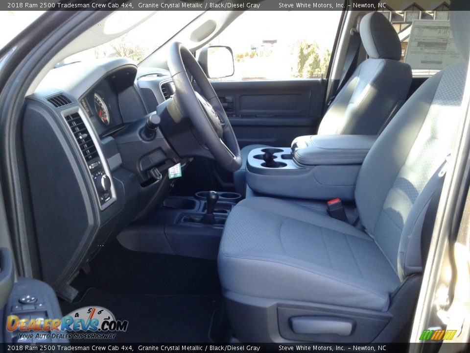 2018 Ram 2500 Tradesman Crew Cab 4x4 Granite Crystal Metallic / Black/Diesel Gray Photo #13