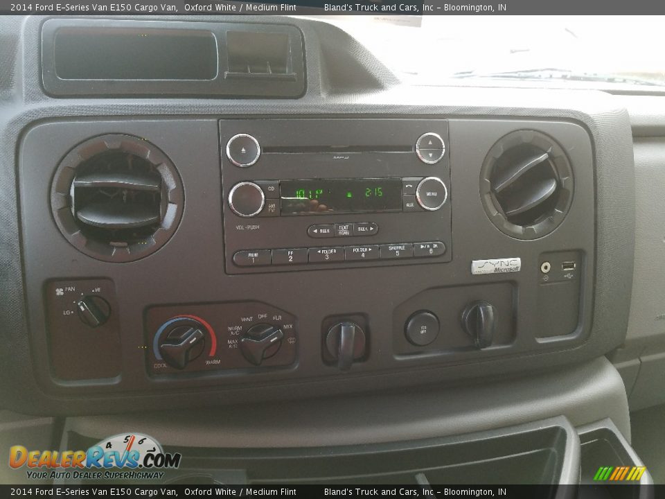 2014 Ford E-Series Van E150 Cargo Van Oxford White / Medium Flint Photo #28