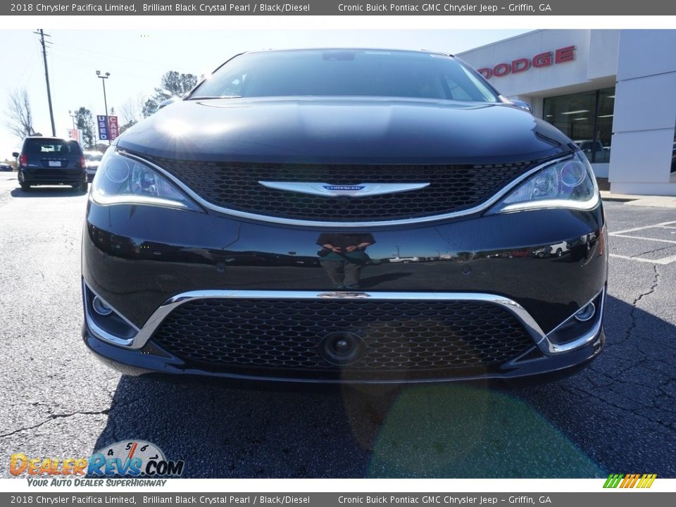 2018 Chrysler Pacifica Limited Brilliant Black Crystal Pearl / Black/Diesel Photo #2