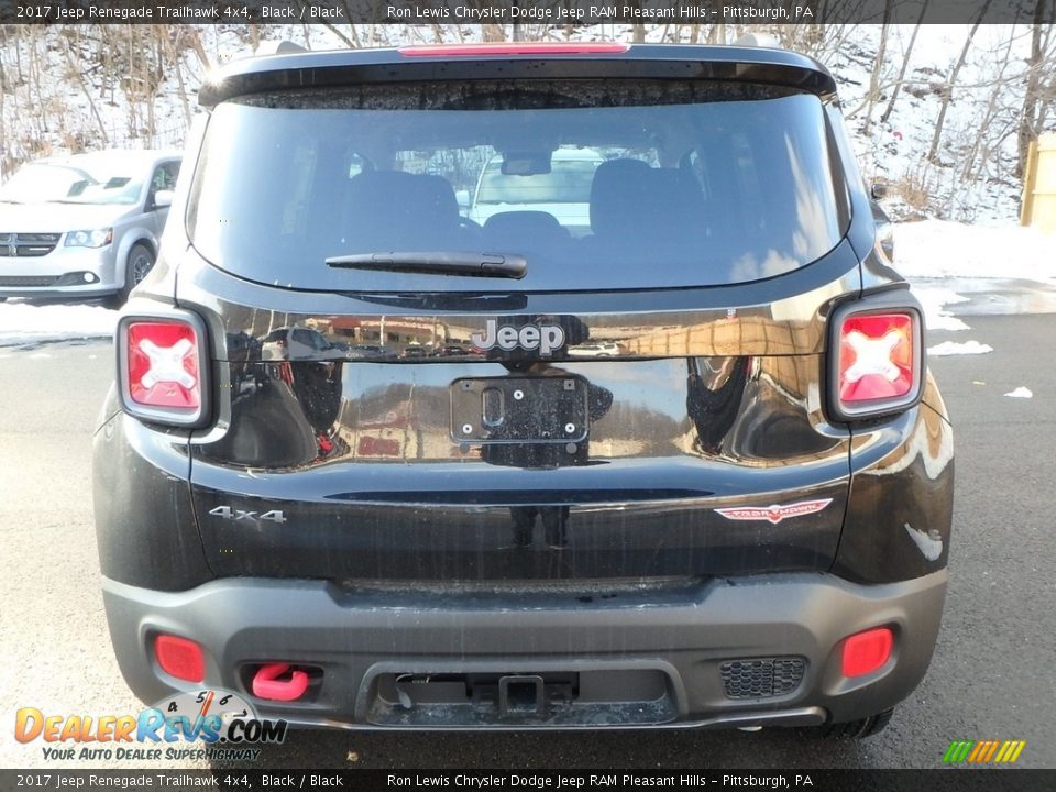 2017 Jeep Renegade Trailhawk 4x4 Black / Black Photo #4