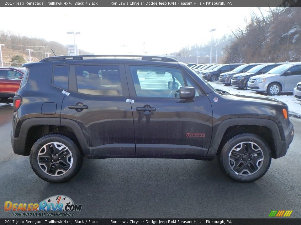 2017 Jeep Renegade Trailhawk 4x4 Black / Black Photo #6