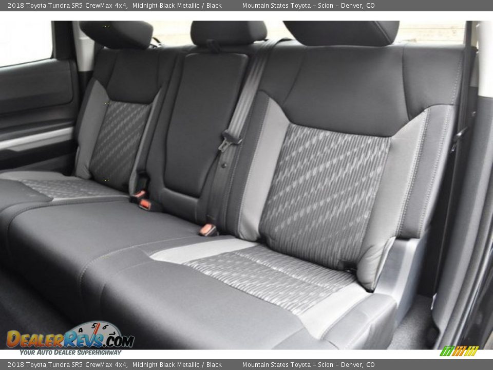 2018 Toyota Tundra SR5 CrewMax 4x4 Midnight Black Metallic / Black Photo #7