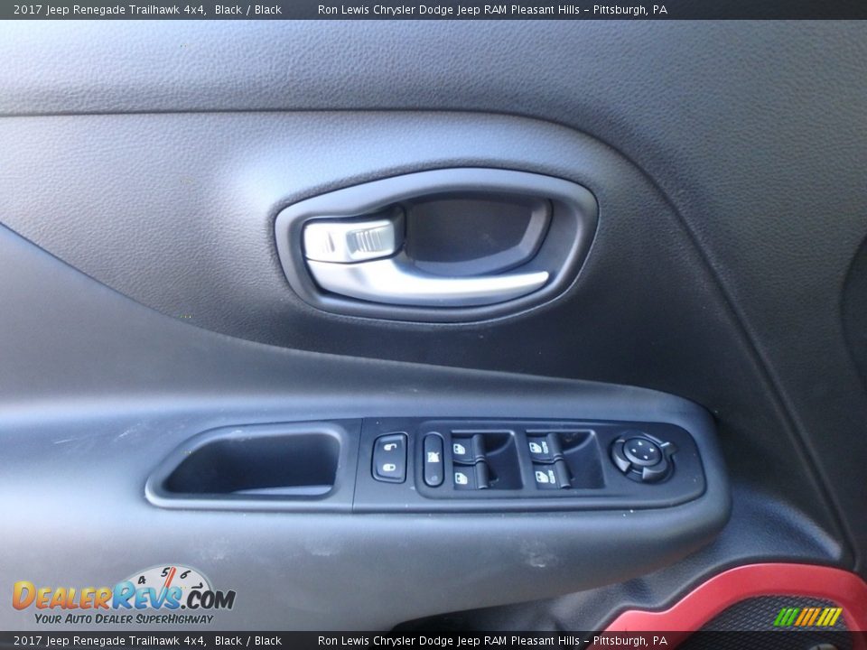 2017 Jeep Renegade Trailhawk 4x4 Black / Black Photo #13