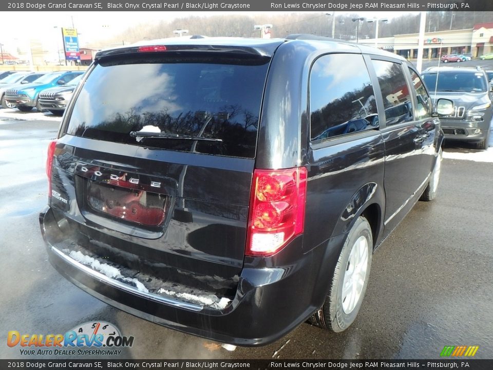 2018 Dodge Grand Caravan SE Black Onyx Crystal Pearl / Black/Light Graystone Photo #5
