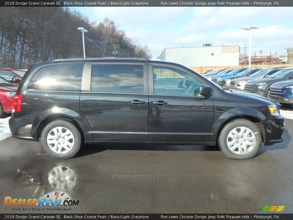 2018 Dodge Grand Caravan SE Black Onyx Crystal Pearl / Black/Light Graystone Photo #6