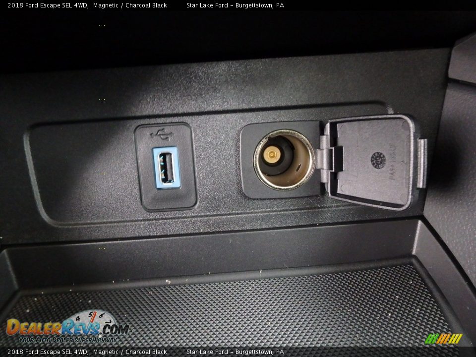 2018 Ford Escape SEL 4WD Magnetic / Charcoal Black Photo #19