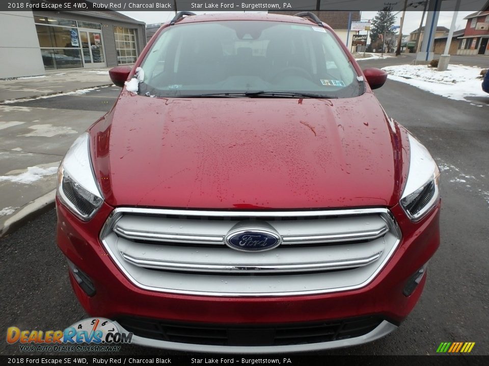 2018 Ford Escape SE 4WD Ruby Red / Charcoal Black Photo #2