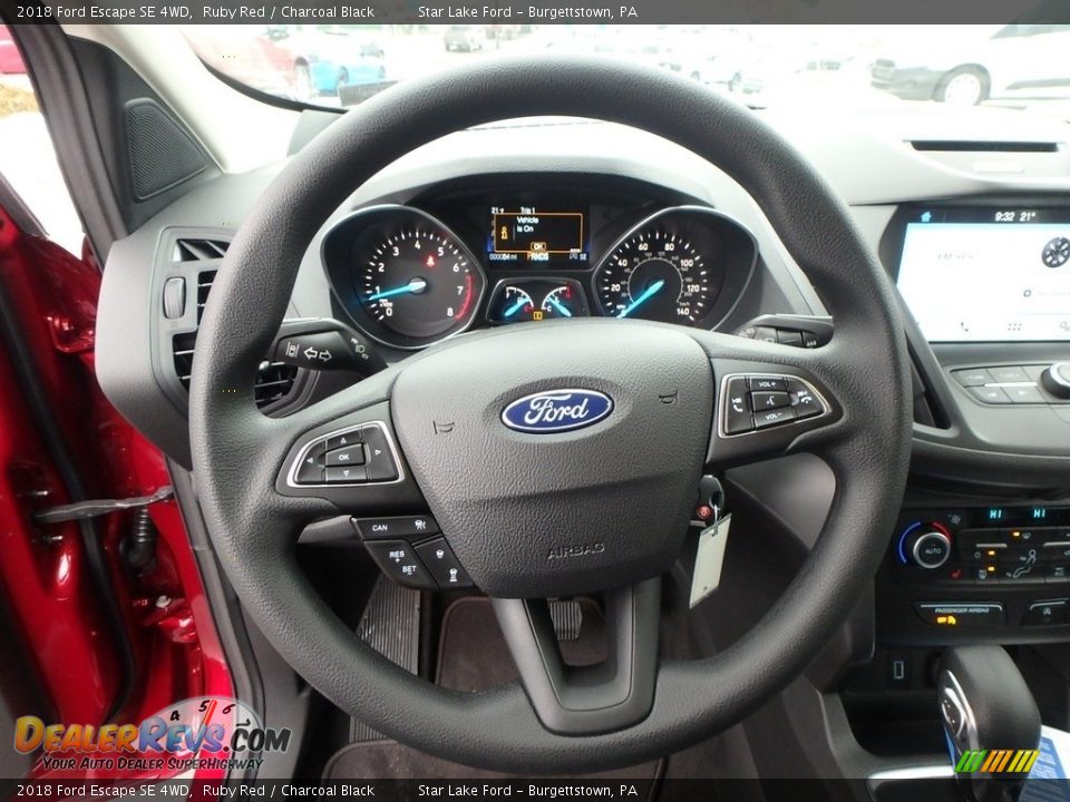2018 Ford Escape SE 4WD Steering Wheel Photo #17
