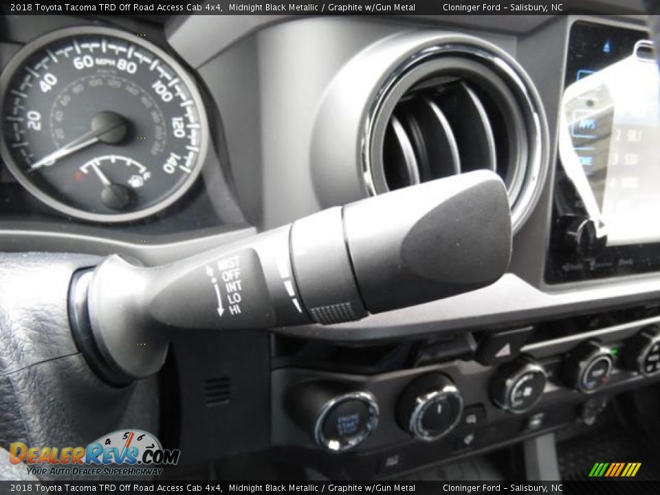 Controls of 2018 Toyota Tacoma TRD Off Road Access Cab 4x4 Photo #16
