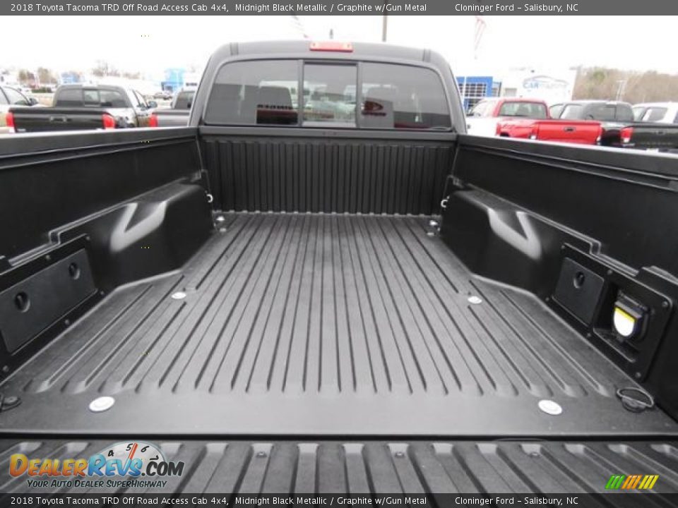 2018 Toyota Tacoma TRD Off Road Access Cab 4x4 Midnight Black Metallic / Graphite w/Gun Metal Photo #23