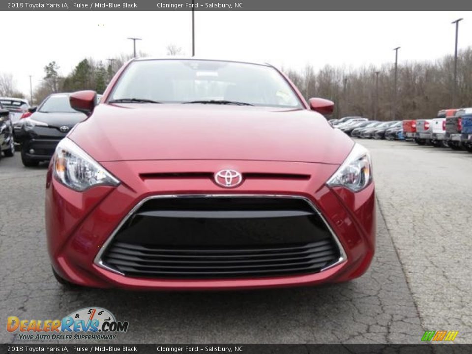 2018 Toyota Yaris iA Pulse / Mid-Blue Black Photo #2