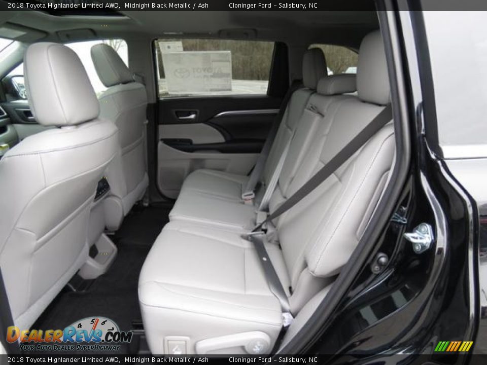 Rear Seat of 2018 Toyota Highlander Limited AWD Photo #7