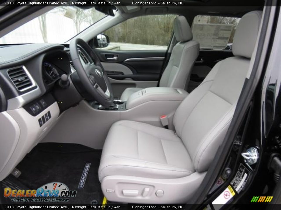Ash Interior - 2018 Toyota Highlander Limited AWD Photo #9