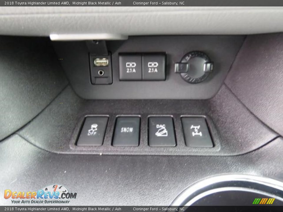 2018 Toyota Highlander Limited AWD Midnight Black Metallic / Ash Photo #22