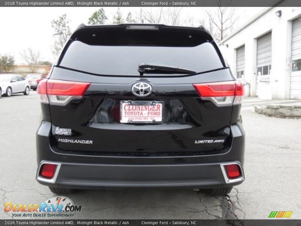2018 Toyota Highlander Limited AWD Midnight Black Metallic / Ash Photo #28