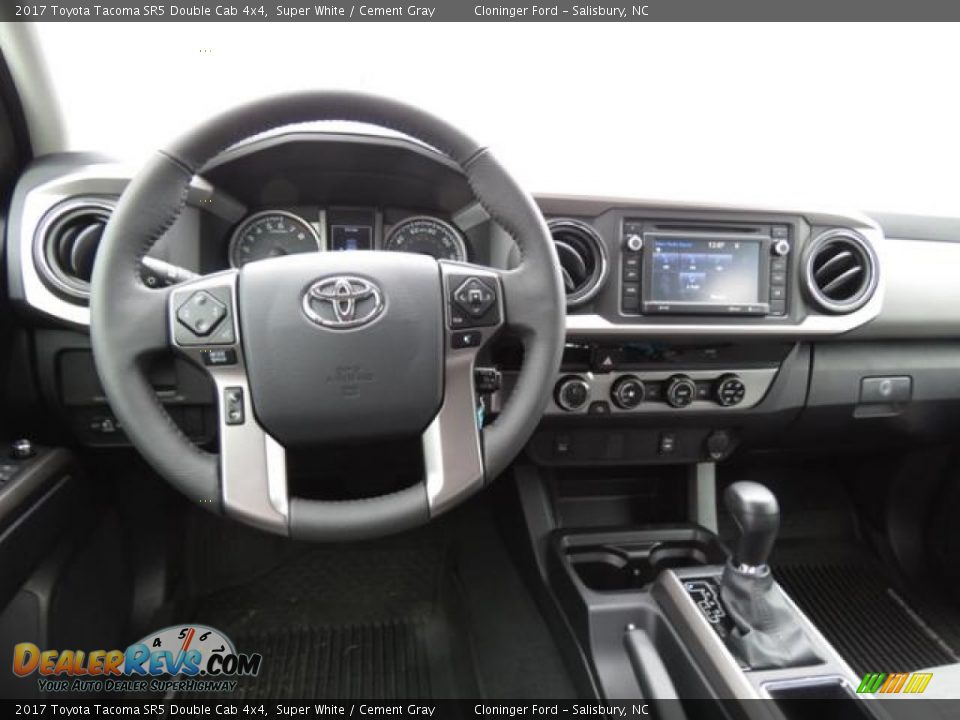 2017 Toyota Tacoma SR5 Double Cab 4x4 Super White / Cement Gray Photo #5