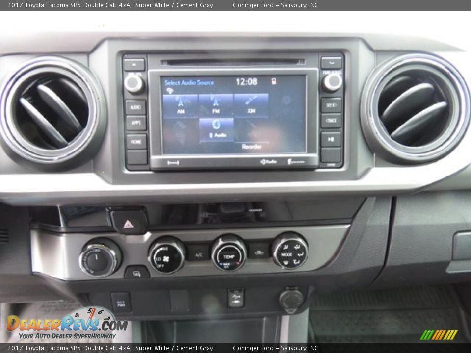 2017 Toyota Tacoma SR5 Double Cab 4x4 Super White / Cement Gray Photo #16