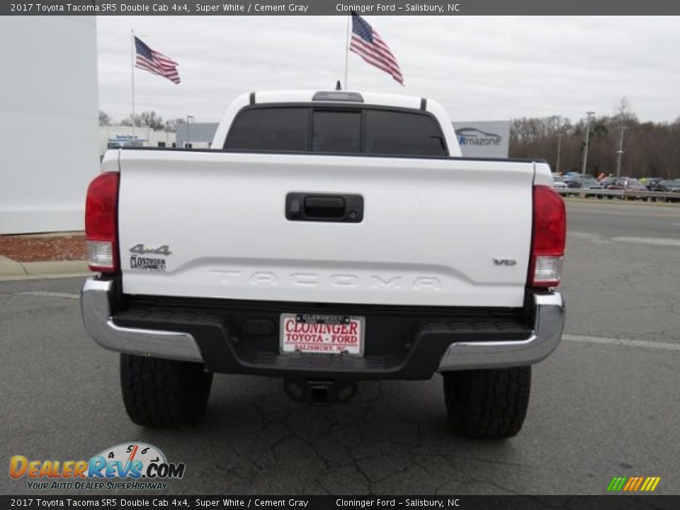 2017 Toyota Tacoma SR5 Double Cab 4x4 Super White / Cement Gray Photo #22