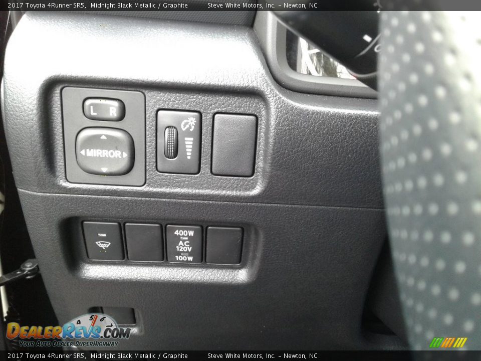 Controls of 2017 Toyota 4Runner SR5 Photo #18