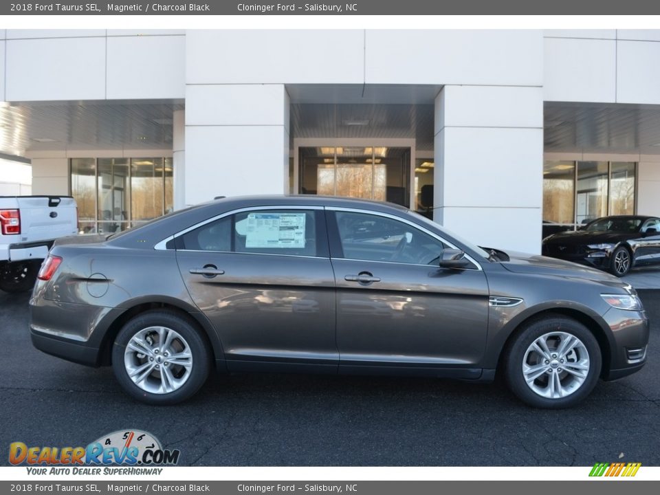 2018 Ford Taurus SEL Magnetic / Charcoal Black Photo #2