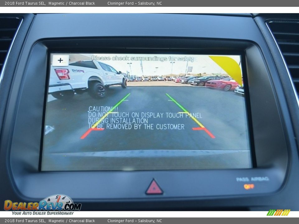 2018 Ford Taurus SEL Magnetic / Charcoal Black Photo #14