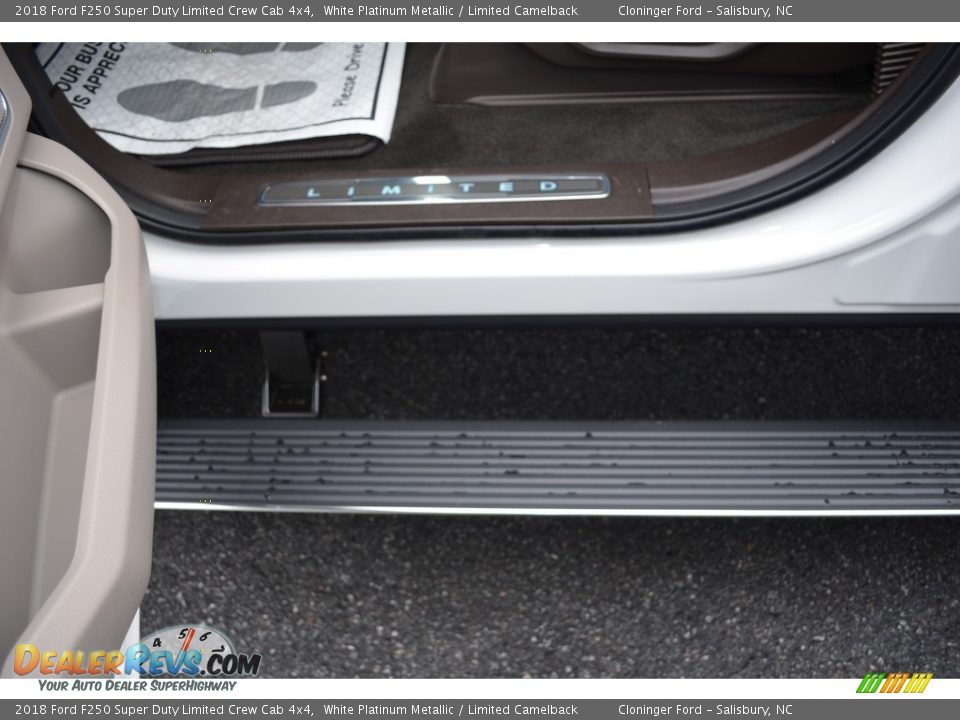 2018 Ford F250 Super Duty Limited Crew Cab 4x4 White Platinum Metallic / Limited Camelback Photo #8