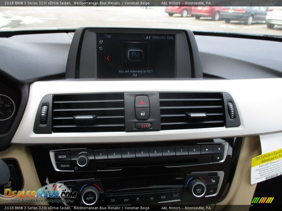 2018 BMW 3 Series 320i xDrive Sedan Mediterranean Blue Metallic / Venetian Beige Photo #17