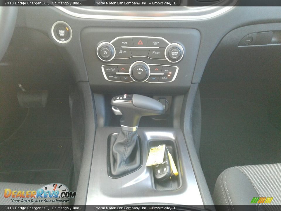 2018 Dodge Charger SXT Go Mango / Black Photo #16