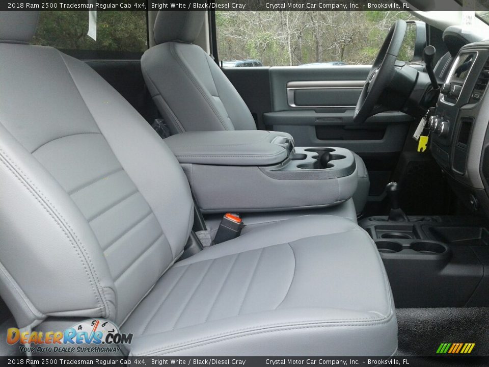 2018 Ram 2500 Tradesman Regular Cab 4x4 Bright White / Black/Diesel Gray Photo #11