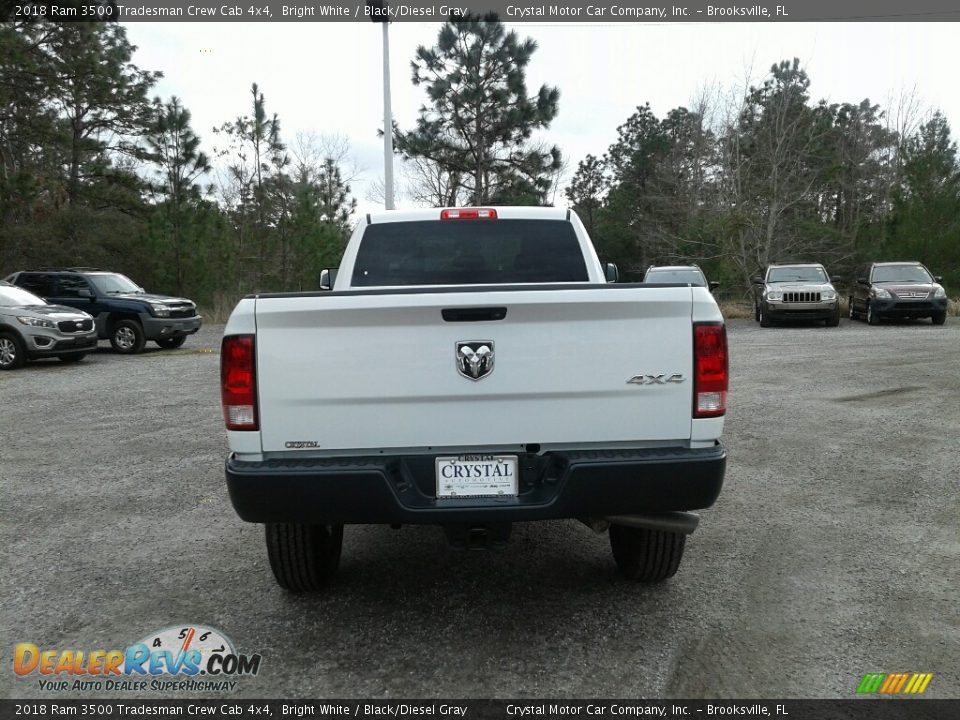 2018 Ram 3500 Tradesman Crew Cab 4x4 Bright White / Black/Diesel Gray Photo #4