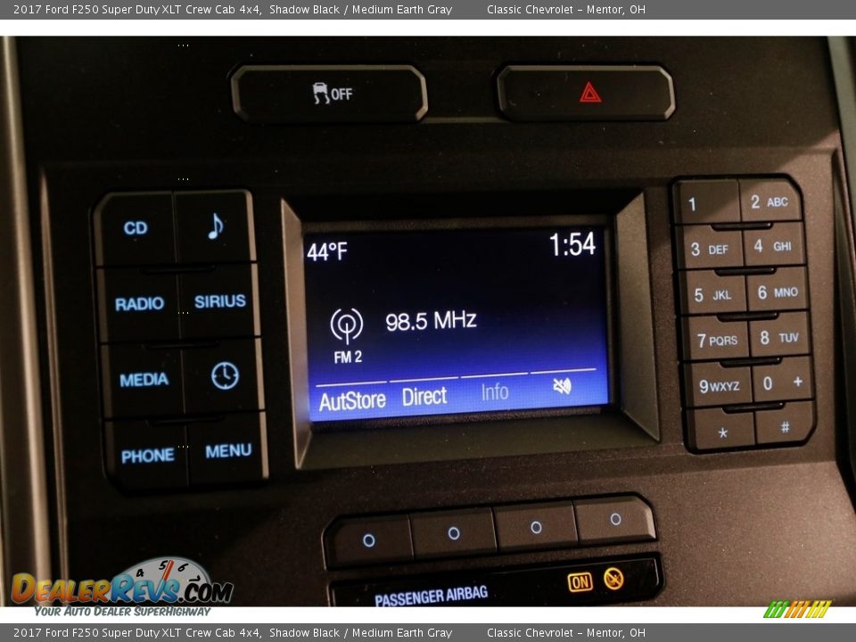 2017 Ford F250 Super Duty XLT Crew Cab 4x4 Shadow Black / Medium Earth Gray Photo #9