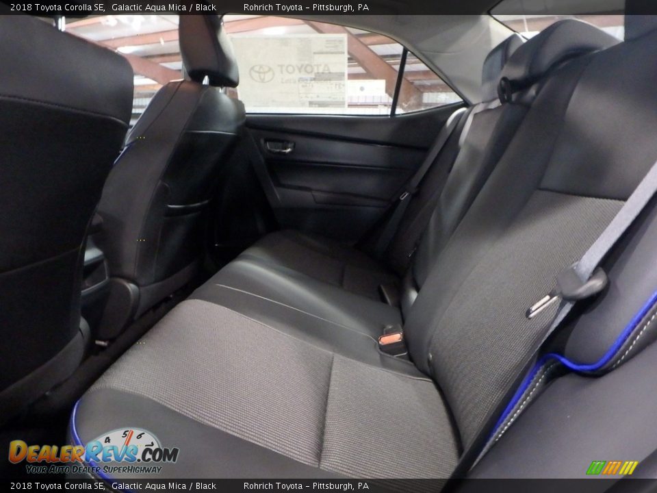 2018 Toyota Corolla SE Galactic Aqua Mica / Black Photo #7