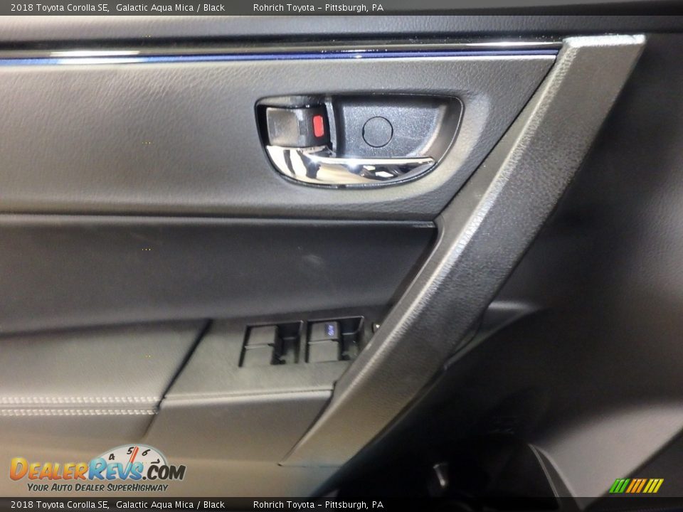 2018 Toyota Corolla SE Galactic Aqua Mica / Black Photo #9