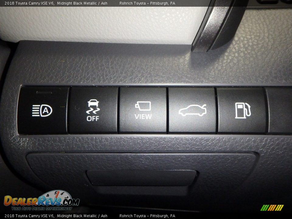 2018 Toyota Camry XSE V6 Midnight Black Metallic / Ash Photo #15