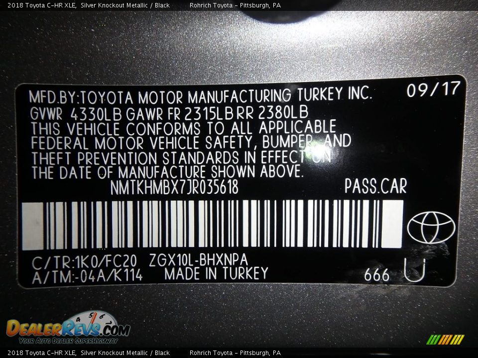 2018 Toyota C-HR XLE Silver Knockout Metallic / Black Photo #10