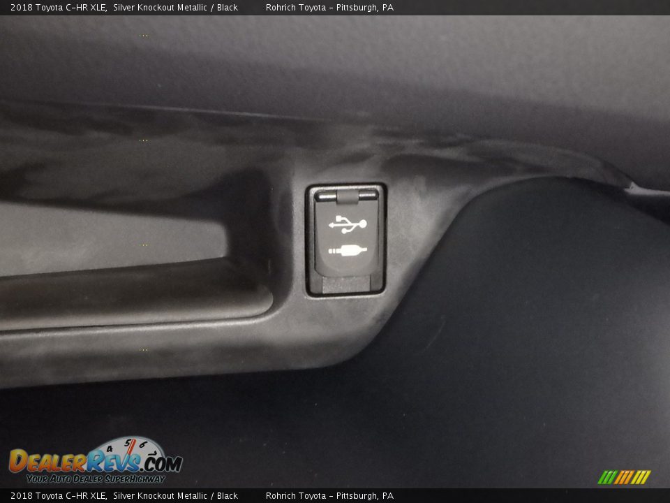2018 Toyota C-HR XLE Silver Knockout Metallic / Black Photo #13