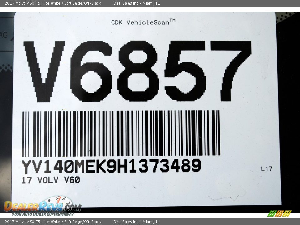 2017 Volvo V60 T5 Ice White / Soft Beige/Off-Black Photo #20