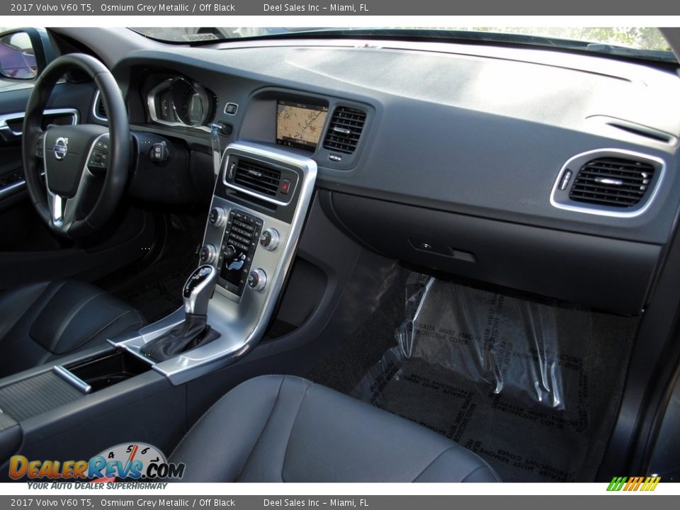2017 Volvo V60 T5 Osmium Grey Metallic / Off Black Photo #19