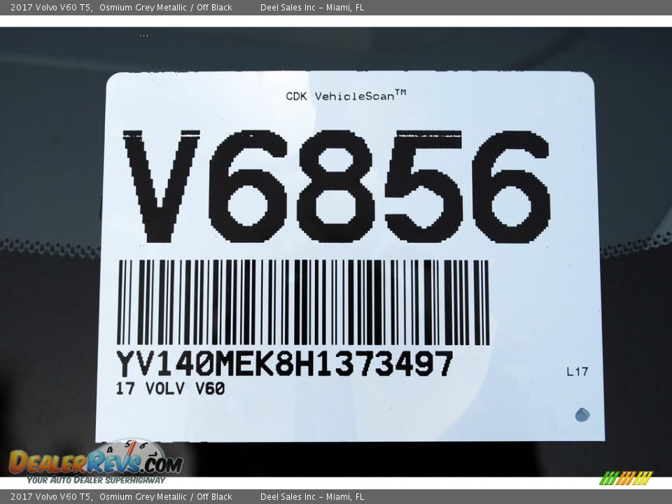 2017 Volvo V60 T5 Osmium Grey Metallic / Off Black Photo #20