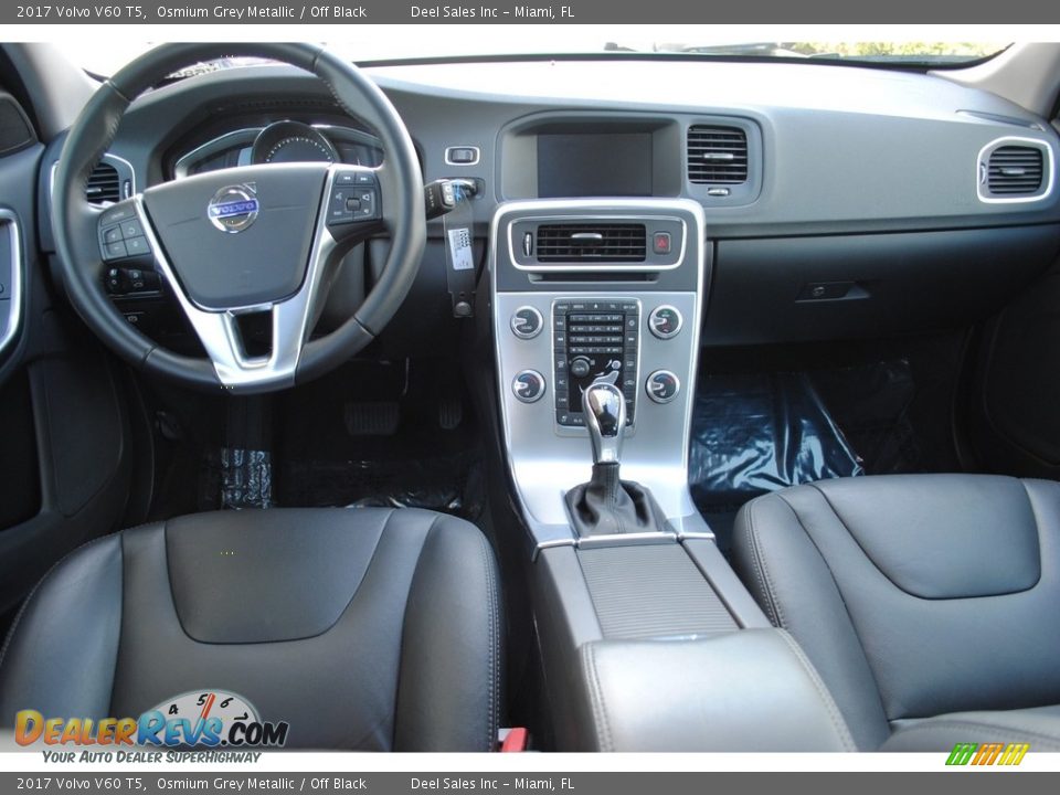 2017 Volvo V60 T5 Osmium Grey Metallic / Off Black Photo #12