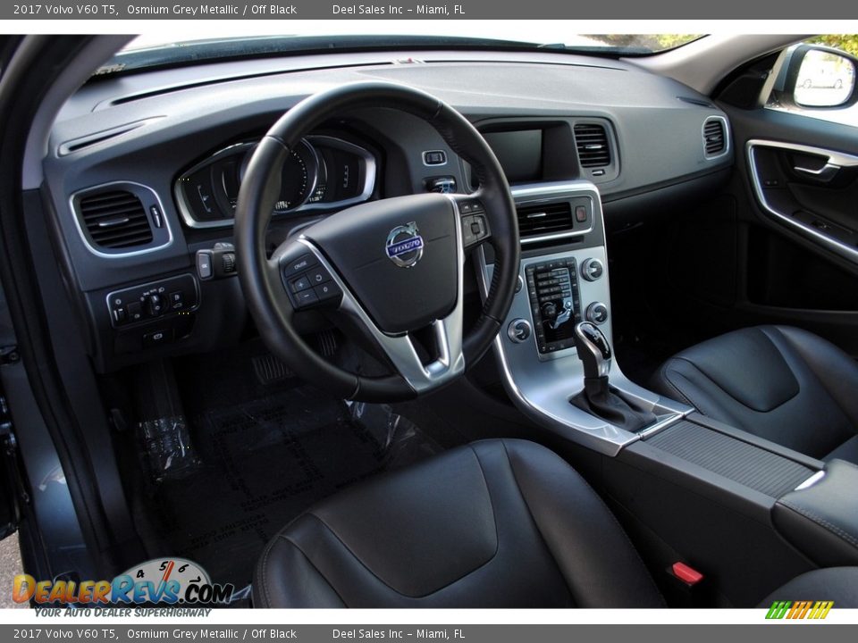 2017 Volvo V60 T5 Osmium Grey Metallic / Off Black Photo #16