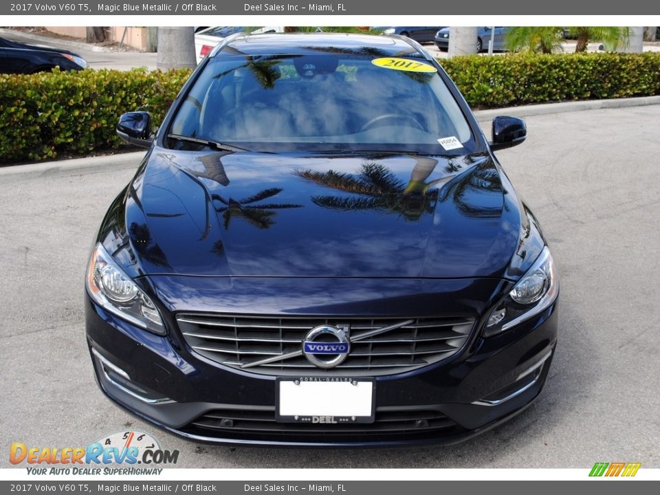 2017 Volvo V60 T5 Magic Blue Metallic / Off Black Photo #3