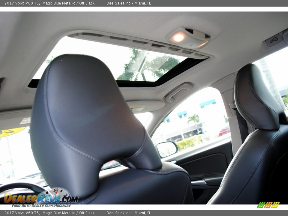 2017 Volvo V60 T5 Magic Blue Metallic / Off Black Photo #13