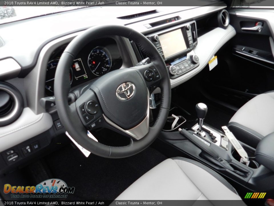 2018 Toyota RAV4 Limited AWD Blizzard White Pearl / Ash Photo #4