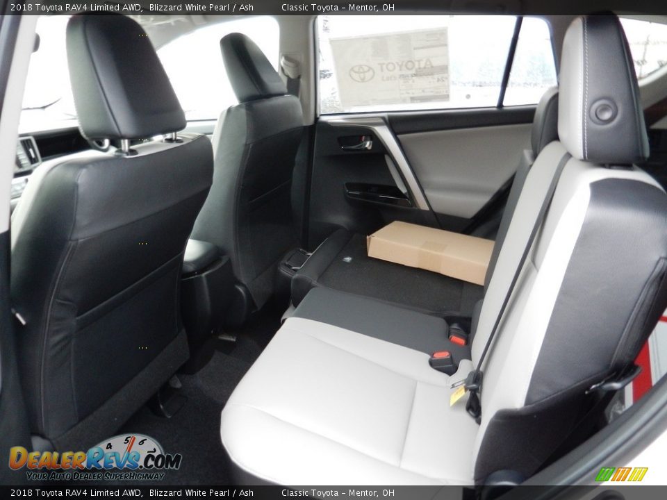 2018 Toyota RAV4 Limited AWD Blizzard White Pearl / Ash Photo #5
