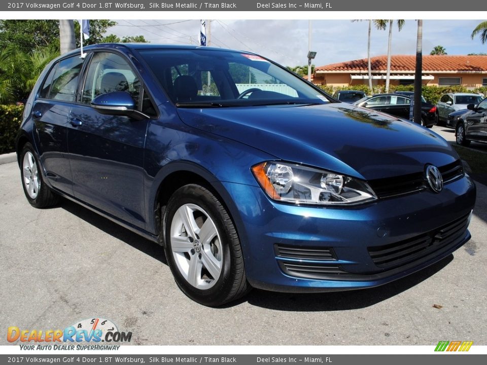 Front 3/4 View of 2017 Volkswagen Golf 4 Door 1.8T Wolfsburg Photo #2
