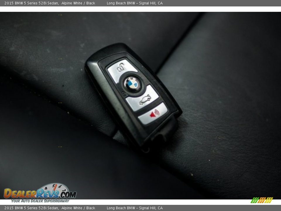 2015 BMW 5 Series 528i Sedan Alpine White / Black Photo #11